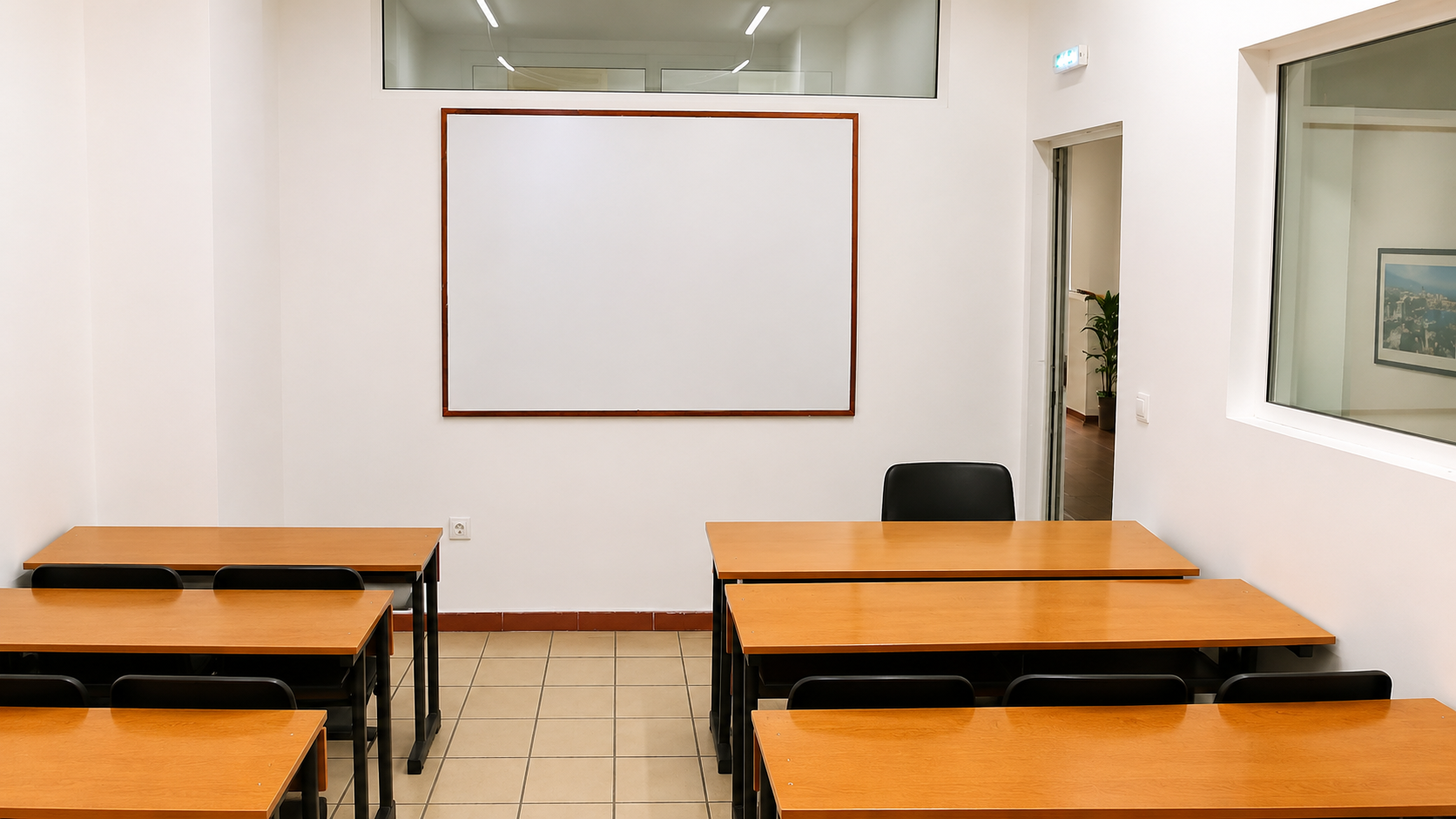 Αίθουσα διδασκαλίας του φροντιστηρίου Παπαντώνη - Βασιλειάδη